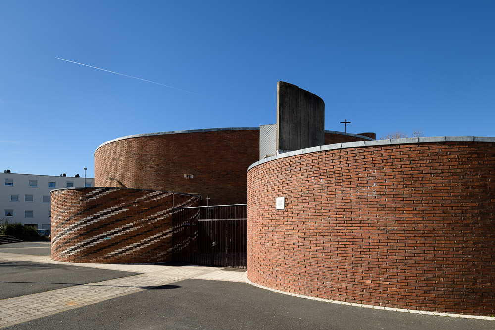Wohnensemble Wiesberg mit Kirche Notre-Dame Forbach